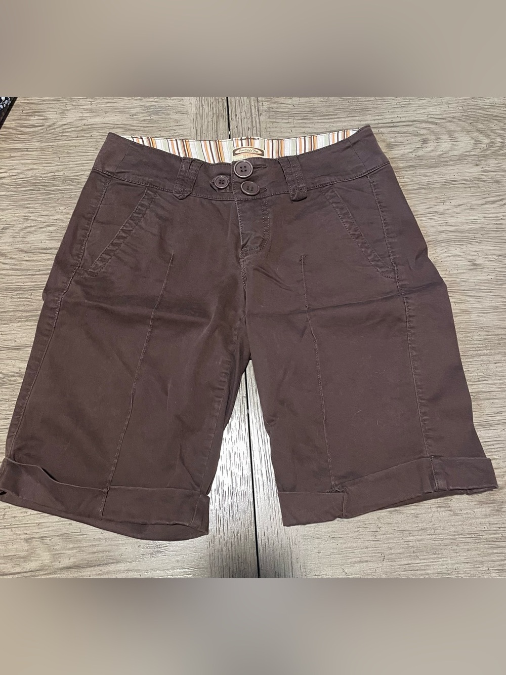 Department of Peace Shorts, size 3